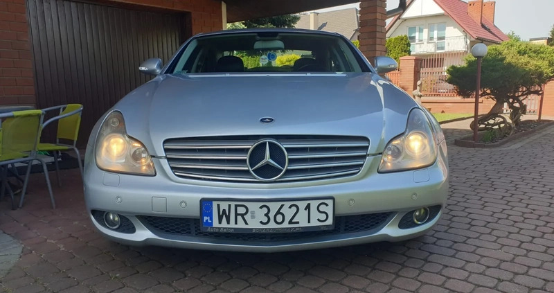 Mercedes-Benz CLS cena 42000 przebieg: 214000, rok produkcji 2007 z Radom małe 596